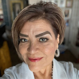 Meet your Posher, Juanita